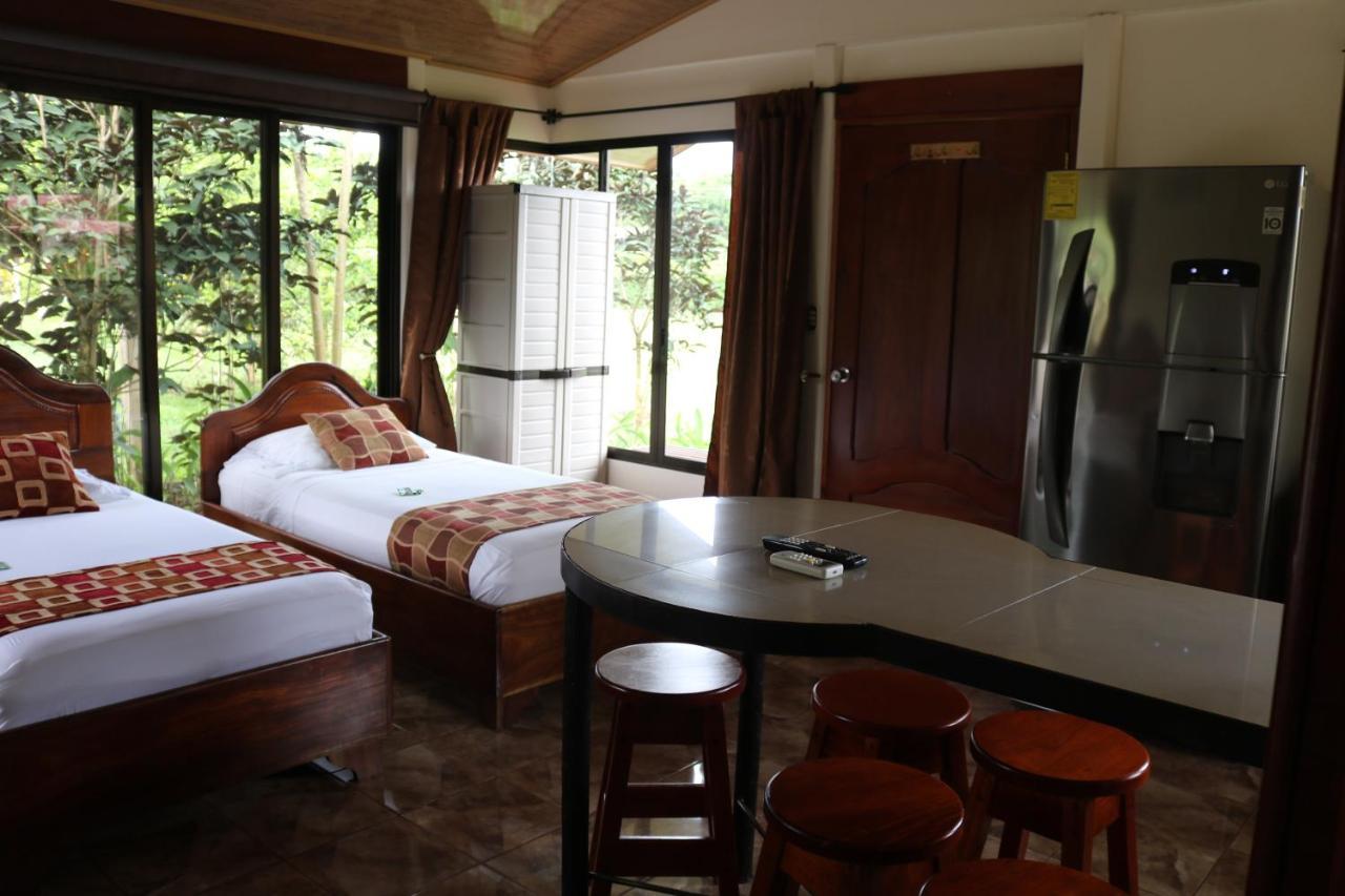 Cabinas Sueno Real San Rafael De Guatuso Exteriör bild